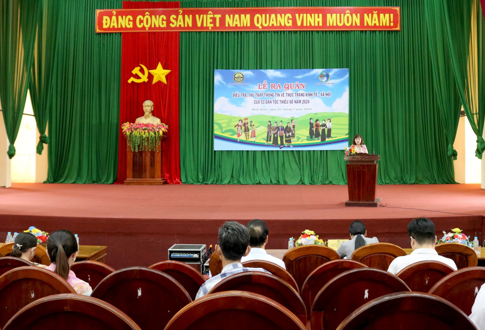 Bình định ra quân điều tra, thu thập thông tin về thực trạng kt - xh của 53 dân tộc thiểu số